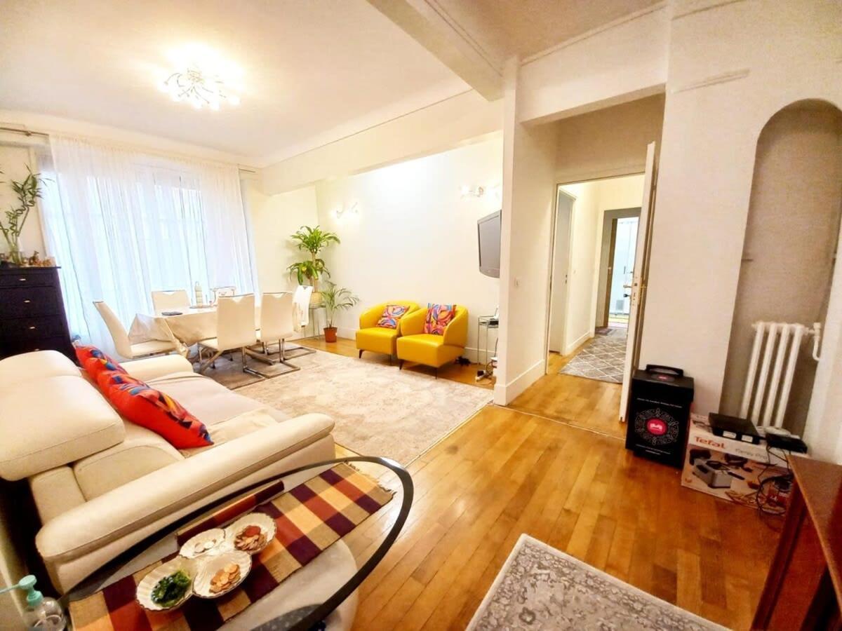 16 Michel-ange Les Beaux Quartiers De Parigi